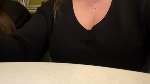 paisleysage online show from March 29, 9:59 pm