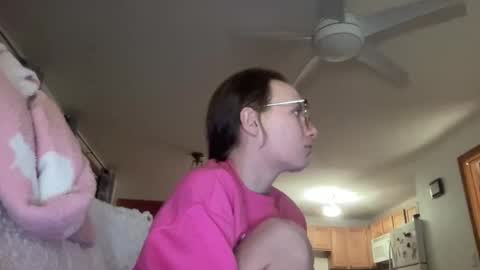 Snapshot of paisleysnowxo chatting on March 10, 3:12 am paisleysnowxo online show from March 10, 3:12 am