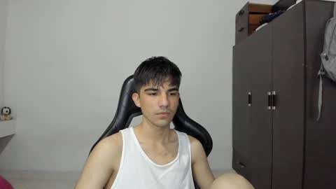 pakun_ online show from December 3, 10:51 pm