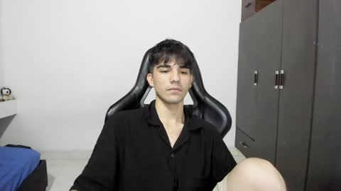 pakun_ online show from December 31, 12:32 am