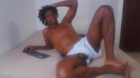 Snapshot of palax_bbc chatting on December 1, 10:43 pm palax_bbc online show from December 1, 10:43 pm