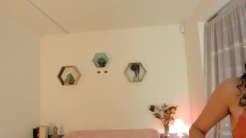 Snapshot of paloma_victory chatting on February 13, 9:00 pm Paloma online show from February 13, 9:00 pm