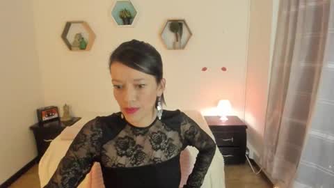 Snapshot of paloma_victory chatting on February 16, 9:11 pm Paloma online show from February 16, 9:11 pm