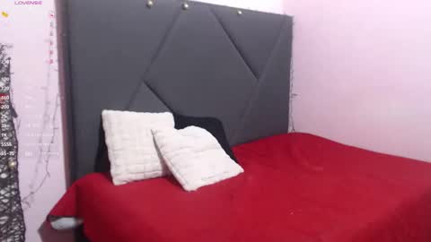 pamela_echeverria online show from November 29, 11:24 am