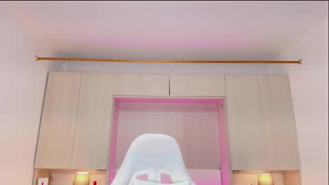  P A M  online show from February 20, 8:47 pm