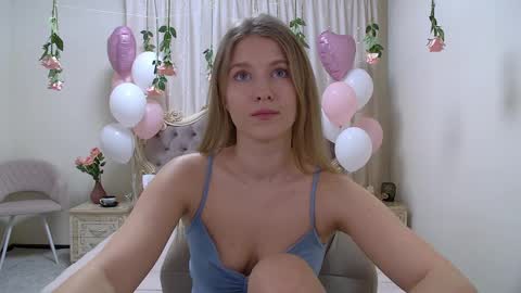 Pamela Blair online show from February 18, 9:43 am