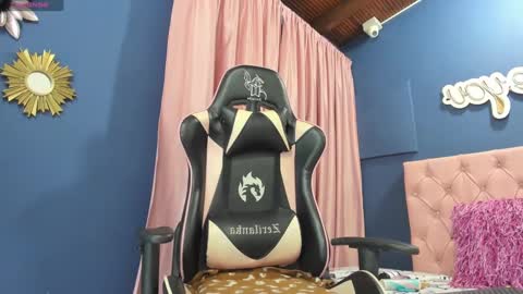 Pamela  online show from January 31, 8:43 pm