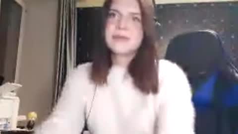 Snapshot of pamelamcmeen chatting on October 6, 1:08 pm Pamela online show from October 6, 1:08 pm