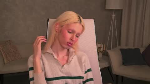 Snapshot of pamelamydreamys chatting on June 2, 11:18 pm Pamelamy online show from June 2, 11:18 pm