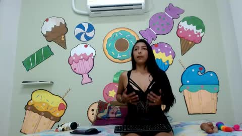 Snapshot of pamelaskiny20 chatting on April 10, 3:39 pm pamelaskiny20 online show from April 10, 3:39 pm