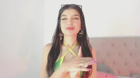 Snapshot of pamibambi chatting on August 10, 12:04 am pamibambi online show from August 10, 12:04 am