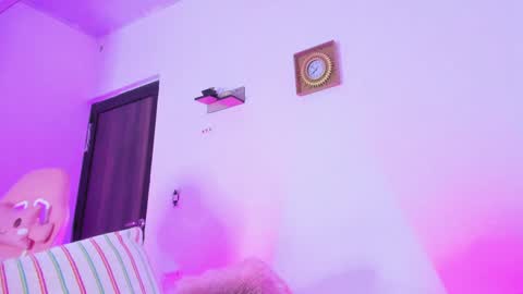 Pammela Smith online show from January 8, 12:49 am