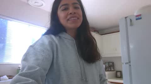 Snapshot of pancakepeachez chatting on December 4, 6:28 pm PancakePeachez online show from December 4, 6:28 pm