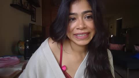 Snapshot of pancakepeachez chatting on December 10, 5:22 pm PancakePeachez online show from December 10, 5:22 pm