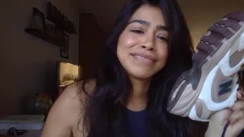 Snapshot of pancakepeachez chatting on December 18, 8:03 pm PancakePeachez online show from December 18, 8:03 pm