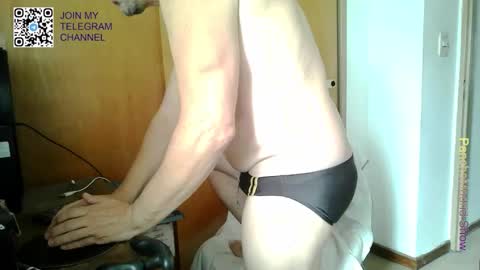 Snapshot of panchomadrid chatting on April 14, 12:22 pm Pancho Madrid online show from April 14, 12:22 pm