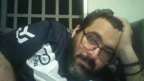 pandaguiar77 online show from March 14, 9:15 am