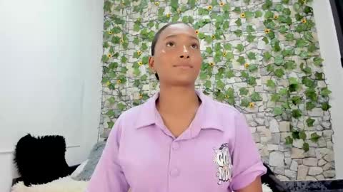 Snapshot of pandora_gu1 chatting on January 20, 10:37 pm pandora_gu1 online show from January 20, 10:37 pm