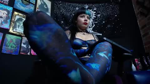       online show from March 3, 8:00 pm