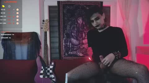 Snapshot of panther_cap chatting on October 8, 11:13 pm In bio online show from October 8, 11:13 pm