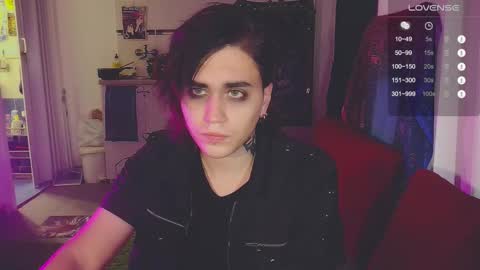 Snapshot of panther_cap chatting on December 21, 10:17 pm In bio online show from December 21, 10:17 pm