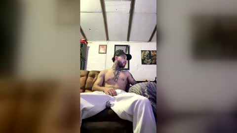 panthers_room online show from April 8, 11:37 pm