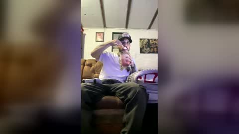 panthers_room online show from April 10, 10:58 pm