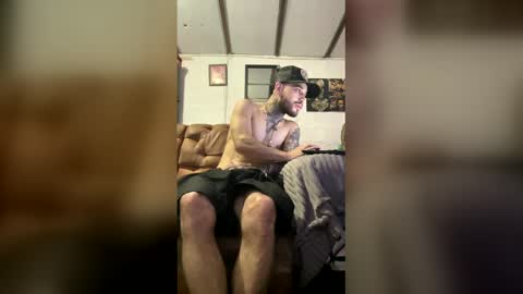 Snapshot of panthers_room chatting on April 25, 1:19 am panthers_room online show from April 25, 1:19 am