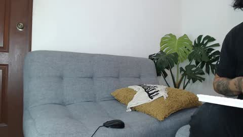 pantyhose_xxx_ online show from December 3, 4:17 pm