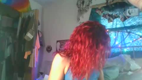 pantyslacee33 online show from May 15, 6:26 pm