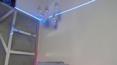 Paola Lyon online show from March 4, 10:38 pm