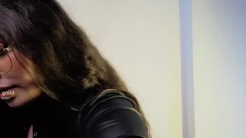 Paola Lyon online show from October 7, 6:16 pm