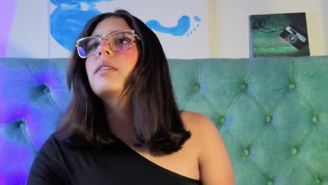 Paola Lyon online show from April 6, 12:17 pm