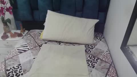 Paola Williams online show from February 25, 8:07 pm