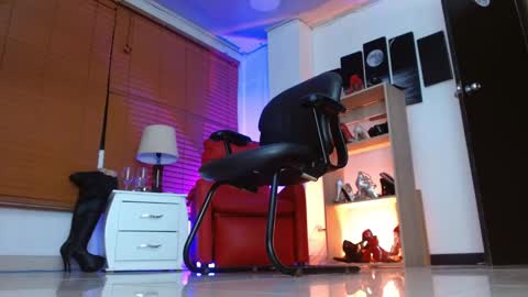 PAOLA  online show from December 1, 10:42 am