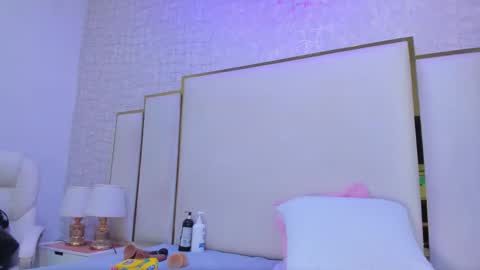 Paola  online show from March 1, 11:34 am