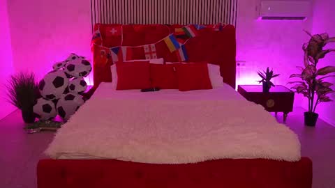 Lia online show from July 8, 2:32 pm