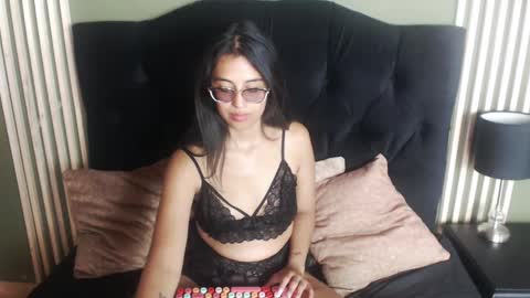 Paola Turner online show from December 13, 5:54 pm