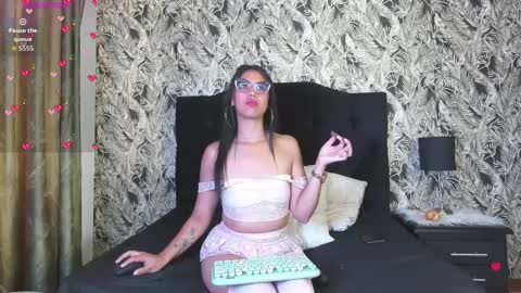 Paola Turner online show from September 11, 1:11 pm