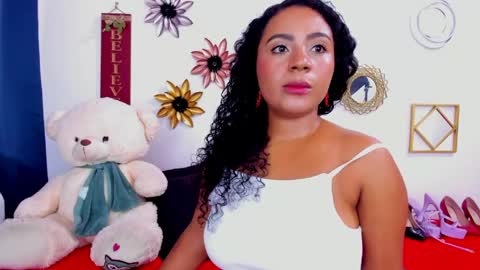 Snapshot of paolitaken chatting on April 16, 1:45 pm paolitaken online show from April 16, 1:45 pm