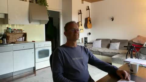 Snapshot of papa_show chatting on February 27, 9:32 am papa_show online show from February 27, 9:32 am