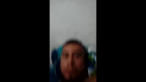 Snapshot of papi32403 chatting on February 6, 7:02 am papi32403 online show from February 6, 7:02 am