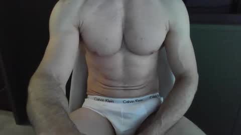 Snapshot of papi5850 chatting on November 15, 9:28 am papi5850 online show from November 15, 9:28 am