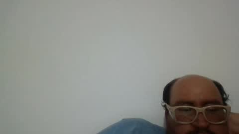 papi_adiel4 online show from June 14, 6:04 am