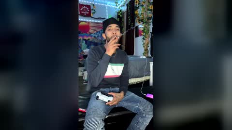 papian0 online show from December 19, 6:31 am