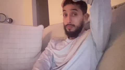 papicubano_guapo23cm online show from November 4, 6:01 am