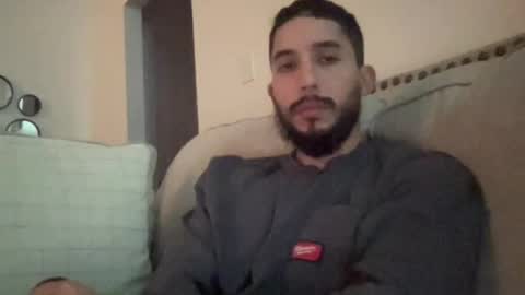 papicubano_guapo23cm online show from November 27, 11:45 am