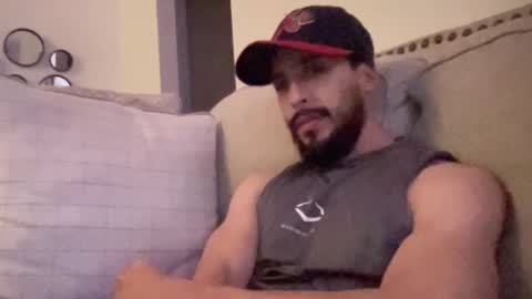 papicubano_guapo23cm online show from February 17, 7:16 am