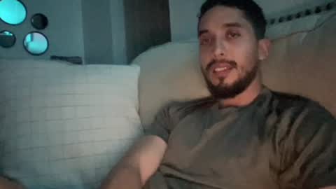 Snapshot of papicubano_guapo23cm chatting on July 1, 6:04 am papicubano_guapo23cm online show from July 1, 6:04 am