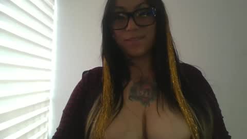 Snapshot of paprika_01sx chatting on February 20, 4:51 pm paprika 01sx online show from February 20, 4:51 pm